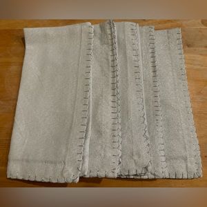 Silver cloth dinner napkins